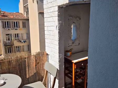 charmant studio meublé en duplex avec balcon - marseille 1er - boulevard libération
