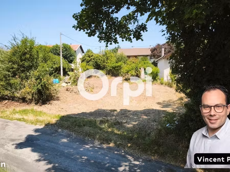 terrain 585 m² voiron