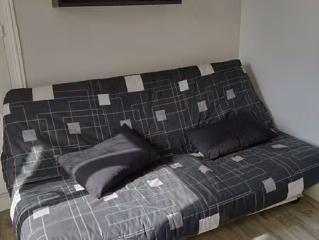 studio meublé pr septembre