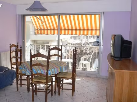 biarritz centre beau t2 proximité plage + parking