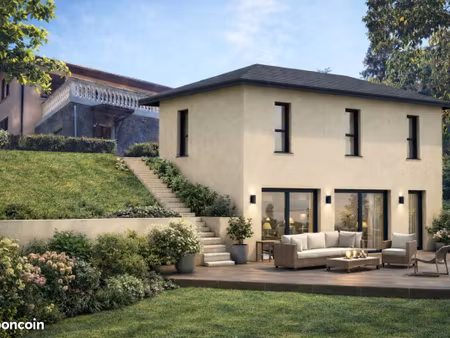 maison 5 pièces 105 m²