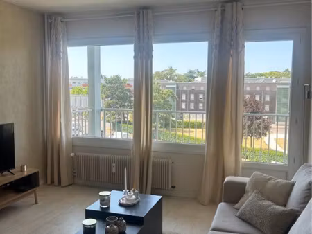 appartement f2/t2 quartier caserne carnot   balcon. 570 ha