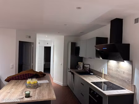 appartement 62 m2 avec cour