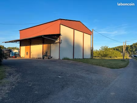 7 5 hectares de verger avec chambre froide