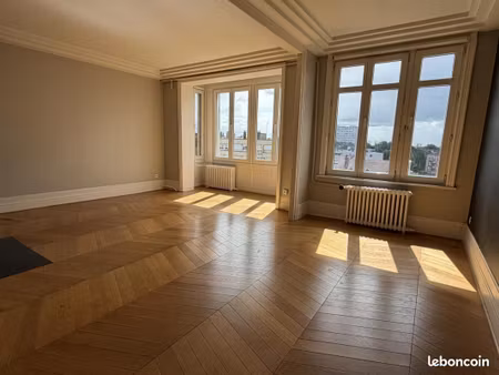 appartement 5 pièces 117 m²