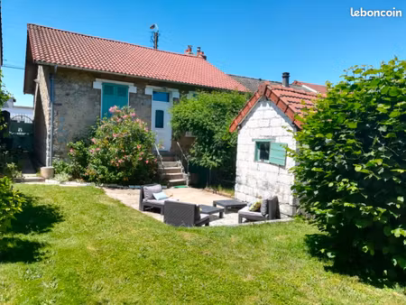 charmante maison bords de vienne meublée et équipée