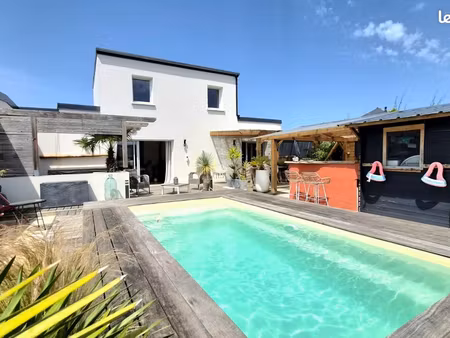 maison contemporaine avec piscine-132m2-trémuson