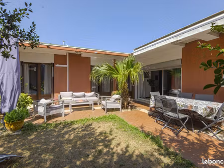 maison 5 pièces 121 m²