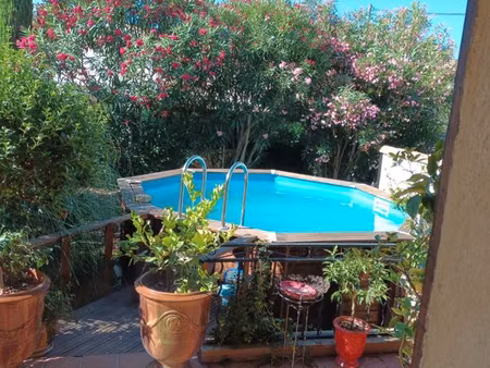 maison individuelle sur terrain 727 m2 arles quartier trinqutaille