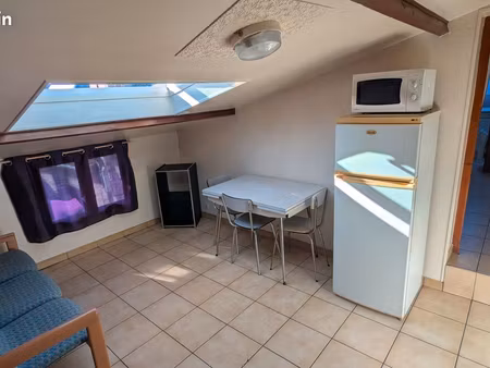 petit t1 bis meublé et équipé