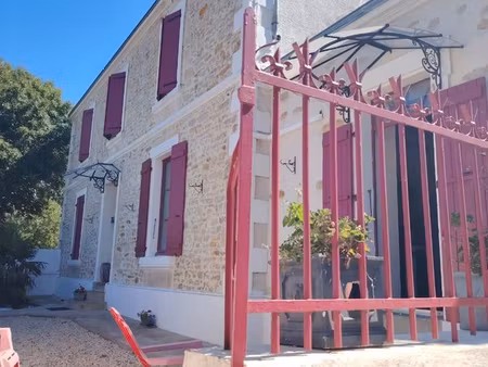 av maison