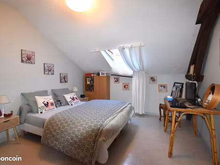 immeuble 5 pièces 142 m²