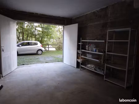 location garage ou garde-meubles