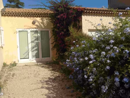 particulier loue maison studio/t1 indépendant meublé avec terrasse au calme absolu