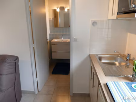 appartement 1 piece 17 m2 résidence sécurisée