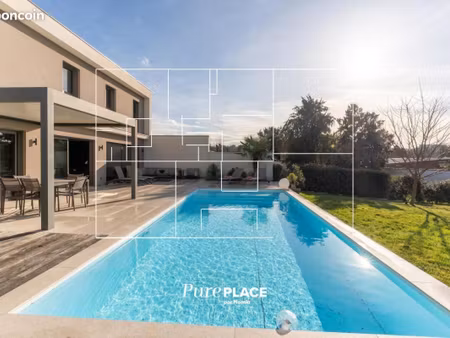 maison 6 pièces 162 m²