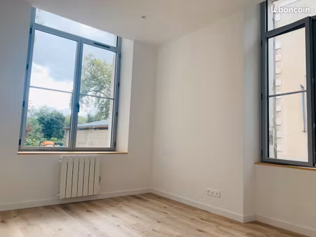 a louer appartement t2 la fleche