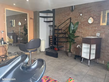 partage local / salon coiffure naturel