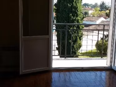 t3 53m2 avec balcon  cave et parking