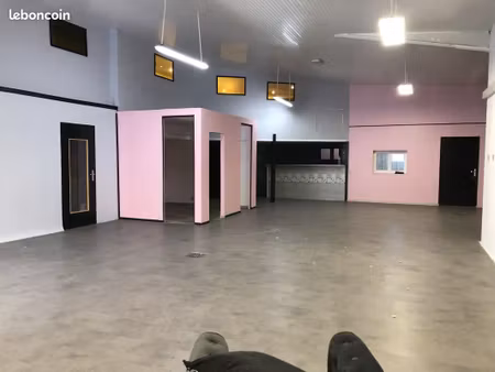entrepôt 300 m² agde