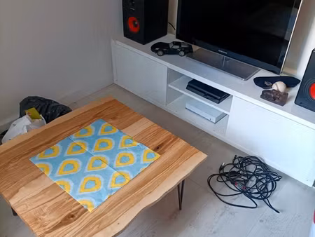 studio t1