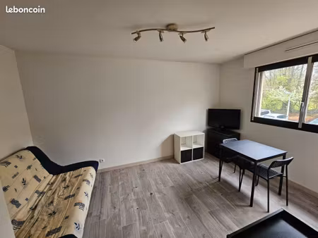 studio meublé