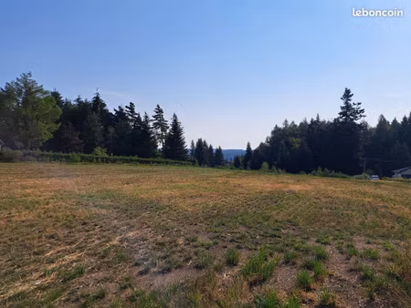 terrain 1442 m² mars