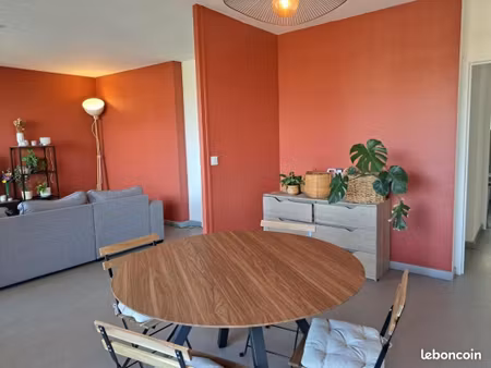 appartement 3 pièces 80 m²