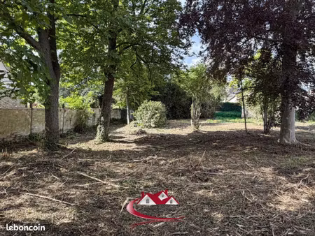terrain 764 m² houdan