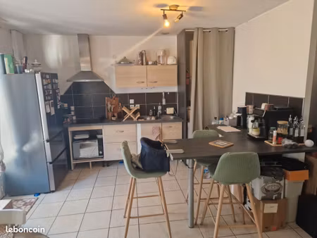 appartement t3 avec terrasse