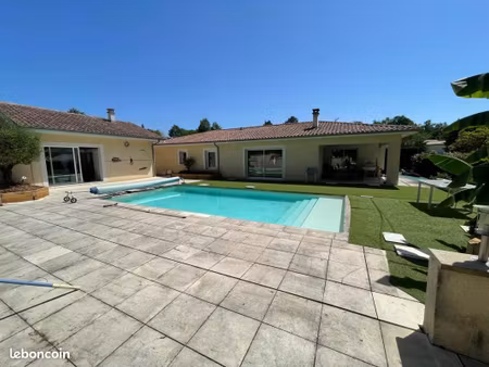 maison 6 pièces 147 m²