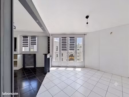 appartement f2 à louer 2 pieces - 55 68 caen-14 ancien 800