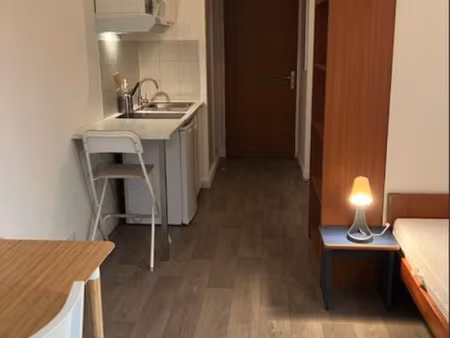 appartement 1 pièce 19 m²