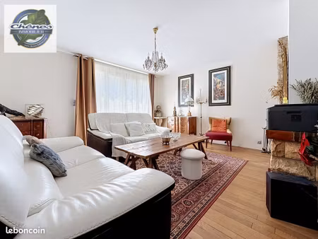 maison de ville 6 pièces 168 m²