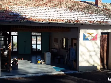 local professionnel à louer