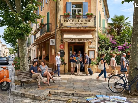 commerce hôtel 900 m²