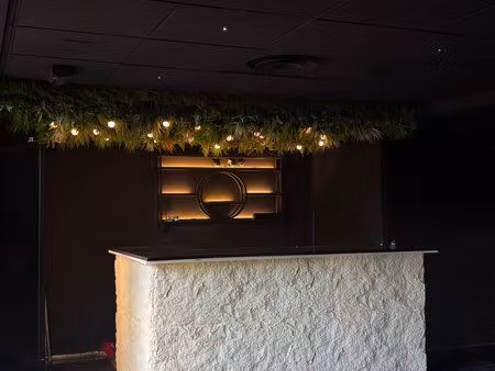 local commercial