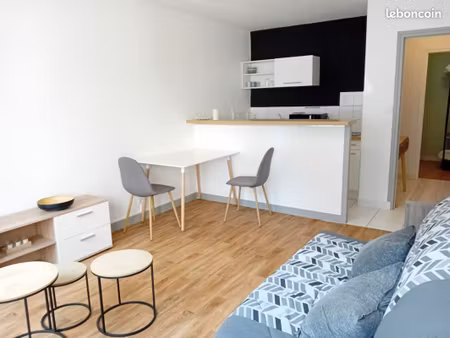 studio meublé avec place de parking