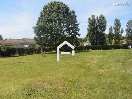 terrain 1180 m² pin balma