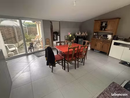 maison 3 pièces 95 m²