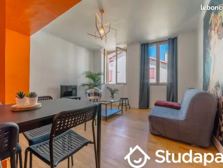 appartement 2 pièces 55 m²