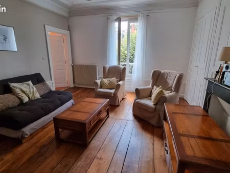 loue appartement meublé plein de charme