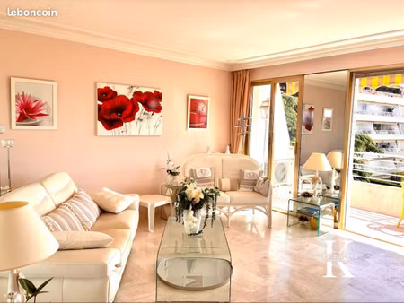 appartement 2 pièces 61 m²