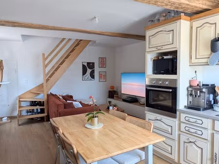 maison mitoyenne 65 m2 / 2 chambre / coutiches 59310