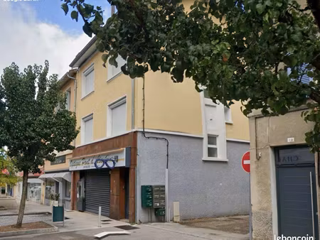 charmant appartement traversant en plein cœur de pont d’ain