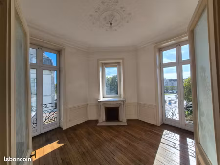 appartement 3 pièces nantes centre - quartier château - vue dégagée