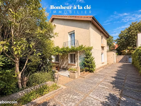 maison 6 pièces 114 m²
