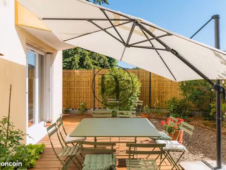appartement 6 pièces 100 m²