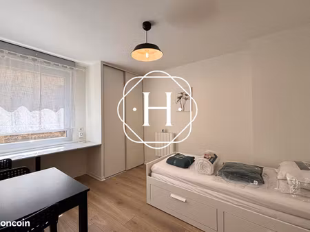 studio 1 pièce 18 m²
