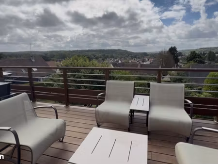 pavillon 8 pièces 159 m²